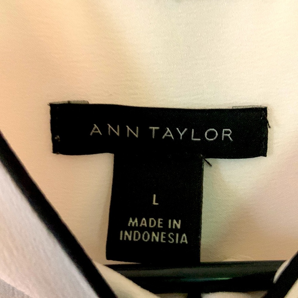 Blouse - Picture 5 of 6